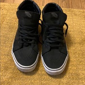 Vans Sk8 Hi-Tops Sz9 white and black